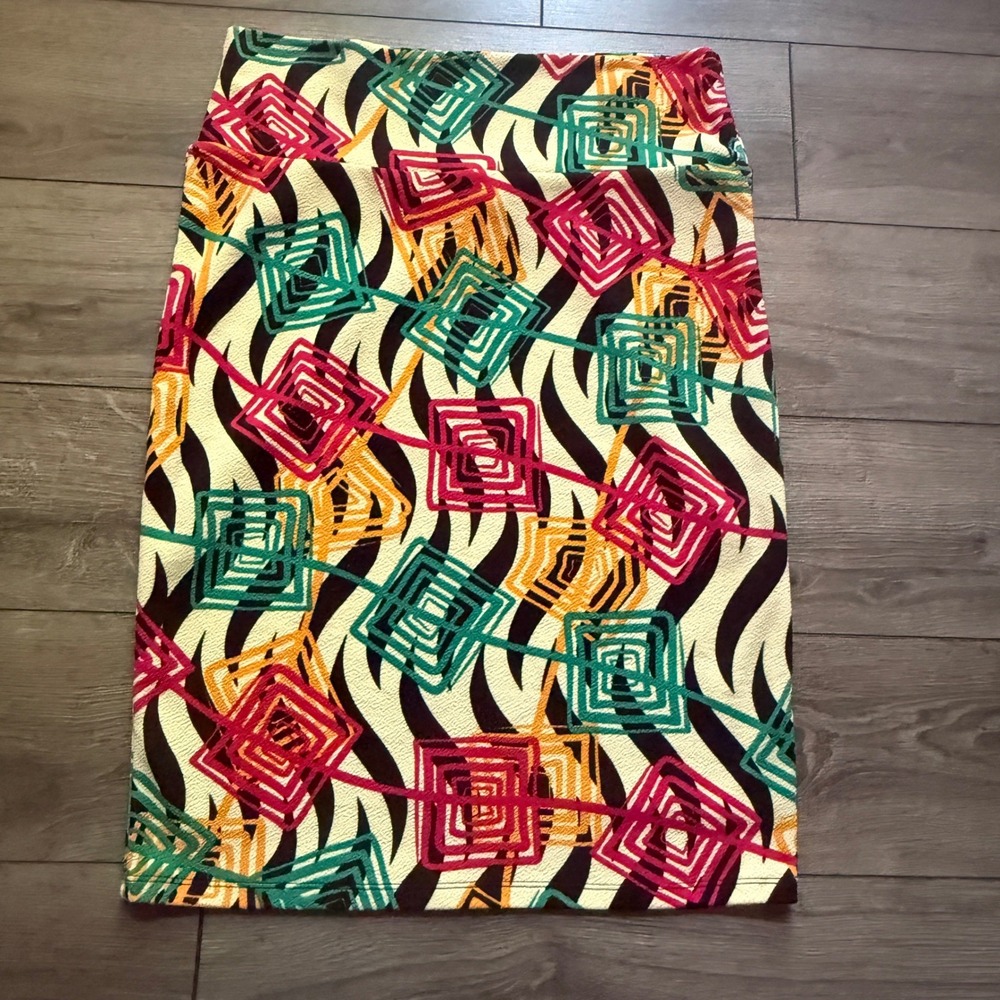 LuLaRoe Cassie Pencil Skirt Medium Multicolor Geometric Zebra Print Stretchy